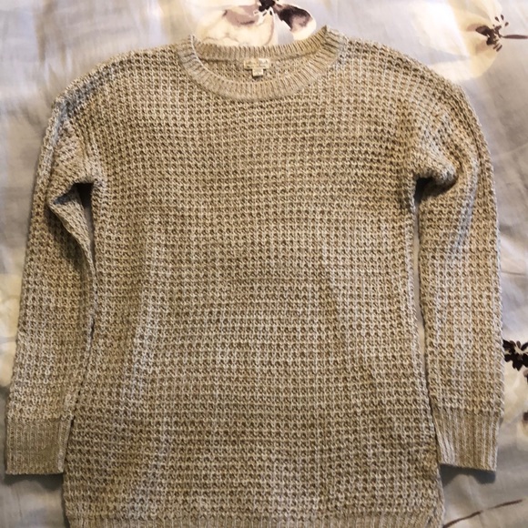 NWOT- Neutral Sweater by Ultra Flirt. Size Small. - Picture 4 of 8